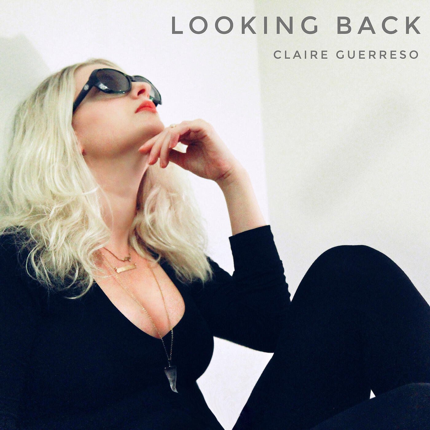 Claire Guerreso - Looking Back